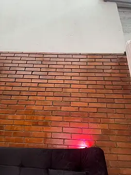 XXX chat uživo modela The_Bratzz_