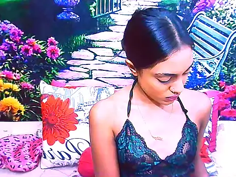 IndianPretty14u2Luv Live XXX Chat