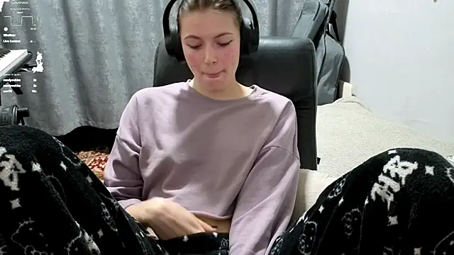 CutieAnny Live XXX-chat