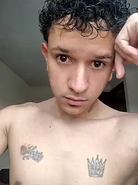 HOTCANINO Webcamshow