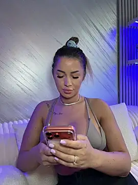 دردشة KirstieVegas الجنسية المباشرة