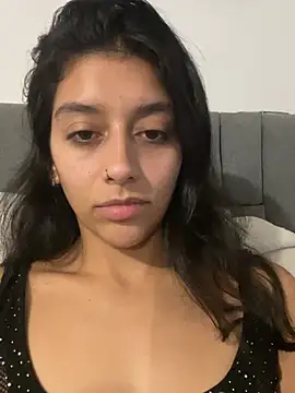 BrittanyDiaz: онлайн-секс-чат