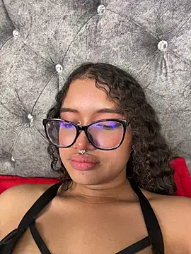 Chat XXX Live Bunny-fire