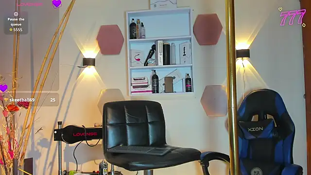 _taylor_black Webcamshow