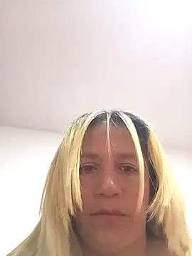 Chat XXX en directo de Afroditabadgirl