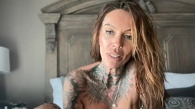 KadaLove69 Webcamshow