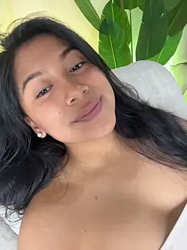 LinnaGardenia Live XXX-chat