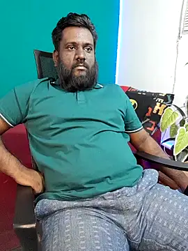 Rayansmith_ লাইভ XXX চ্যাট
