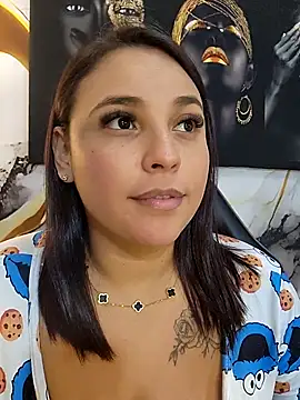 Chatroom XXX en direct de LizzRouse