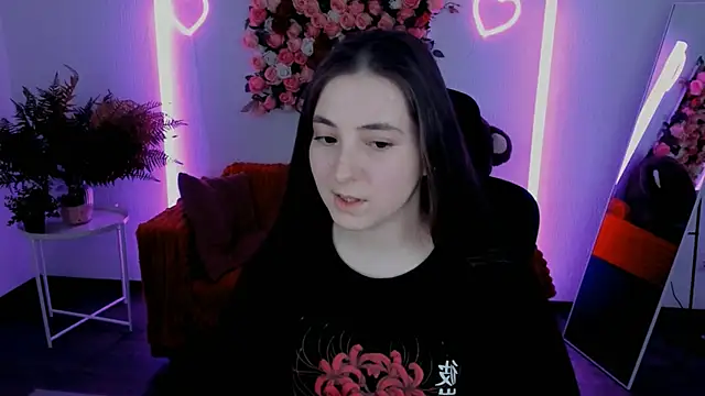 VirtuallVoyant's Live XXX Chat