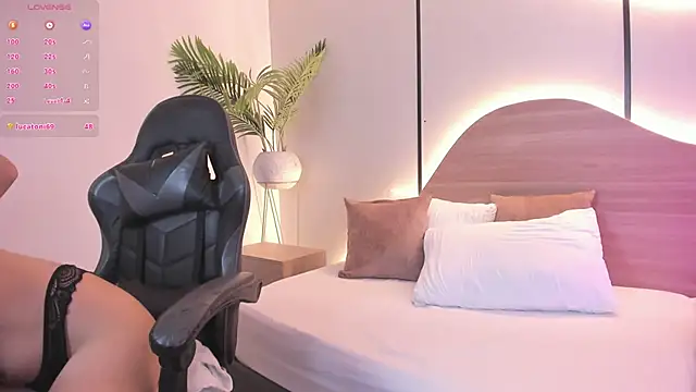دردشة desireee_ الجنسية المباشرة