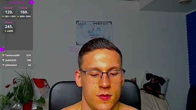 ZeinMiracles élő XXX-chatje