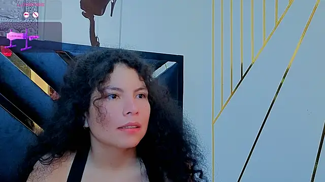 Zoe-yanin – Naživo XXX chat