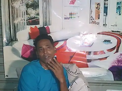 Онлайн чат XXX IndianHunk01