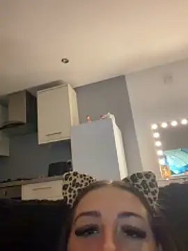Lulumayxx webcam show