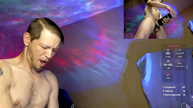 MasterForgedRayy Show in webcam