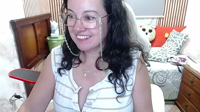 Chat XXX en directo de Sonialorens_
