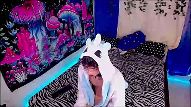 Thedoll_ethan7 在線直播表演