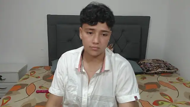 دردشة BlakeTaylor21 الجنسية المباشرة