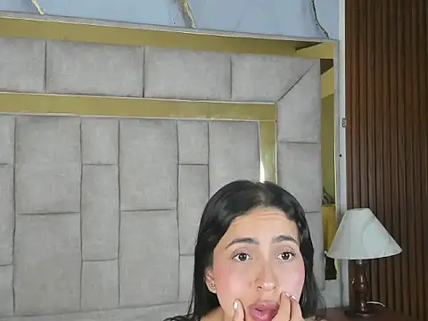 LeticiaVisconti_'s Live XXX Chat