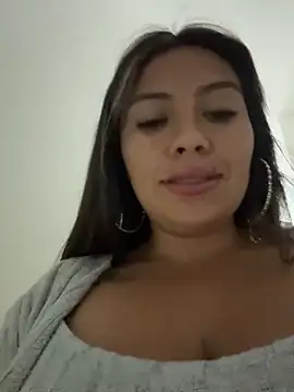 LIZ-06_'s Live XXX Chat