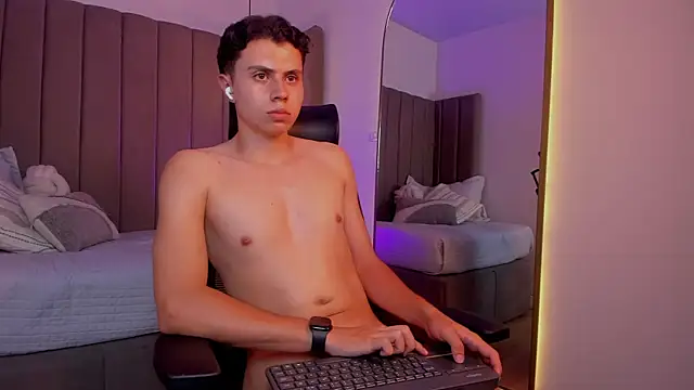 liam_salvatoree Live XXX-Chat