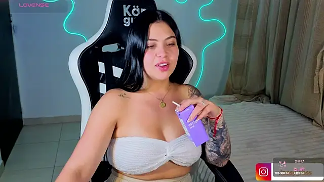 Victoryyy_'s Live XXX Chat