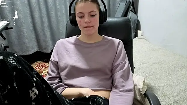 CutieAnny Webcam-Show