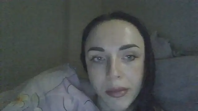 Chatroom XXX en direct de Trinsy_Love