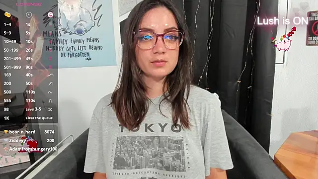 XXX chat uživo modela alexysgray