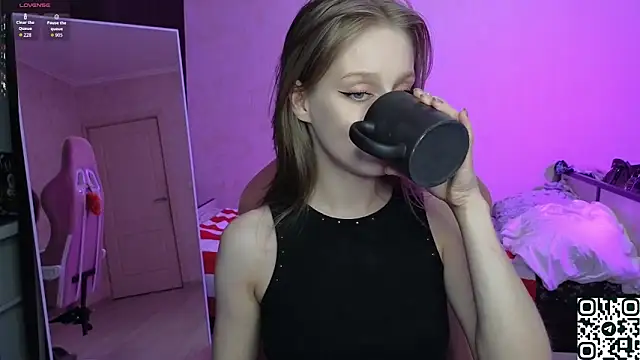 Онлайн чат XXX cyyberwhore