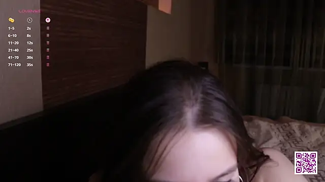 Chat XXX en directo de MellowEva