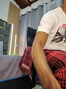 Oliver_bigblack_cock's Webcam Show