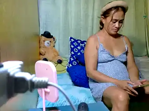 Chat +18 de xxloveheart ao vivo