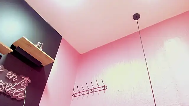 Scarleth-Foxx's Live XXX Chat