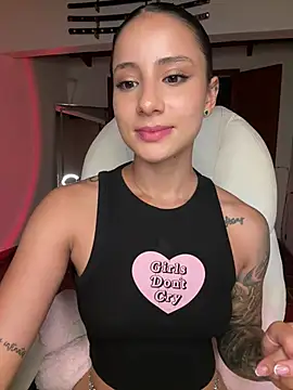 Ale_Lewis Chat XXX in diretta