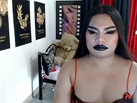 โชว์เว็บแคมของ TSbrianaHugeCock