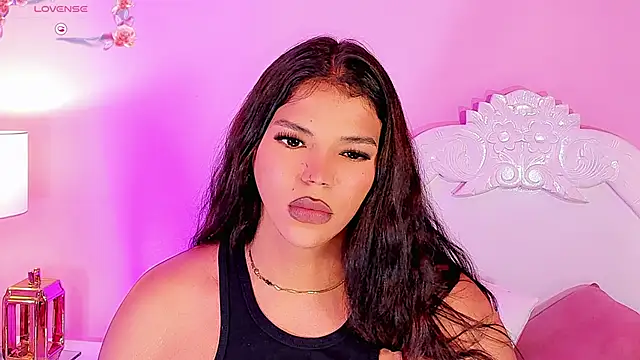 Keira_Fox31's Live XXX Chat
