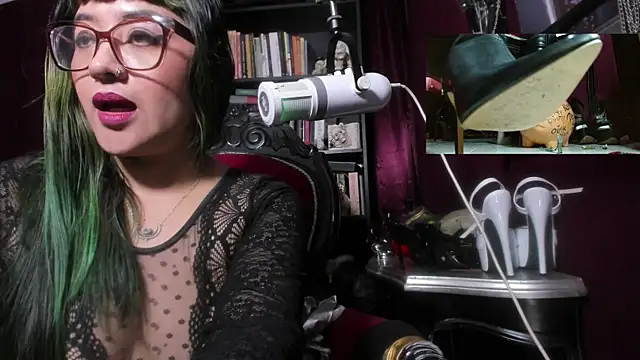 MeGoddesSara – Live XXX-chat