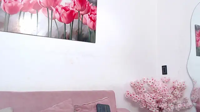 pinky_f00xのライブXXXチャット