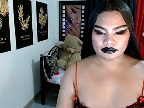 TSbrianaHugeCock Webcam Show