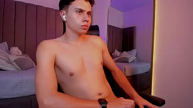Živý XXX chat liam_salvatoree