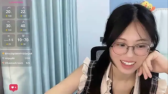 Luna-666 网络视讯表演