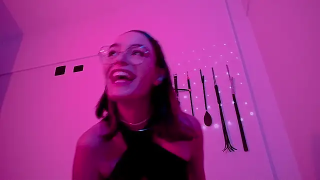 Онлайн чат XXX nina_kink