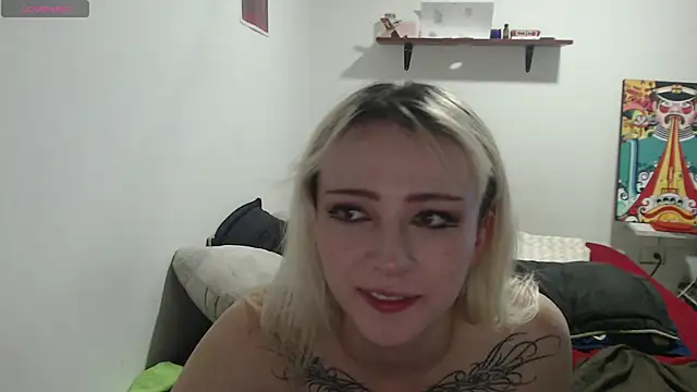 Cloe_five Chat XXX live
