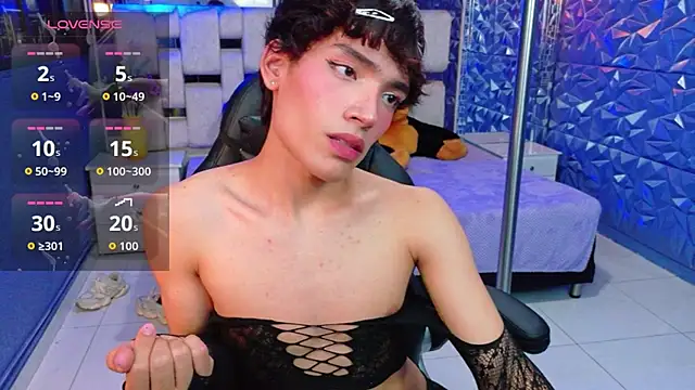 AlecciaNova Chat XXX live