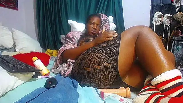 Noviavee Show in webcam