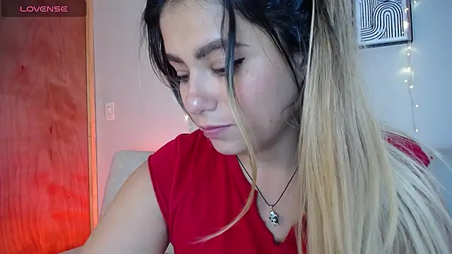 Sweet_Bella_Valery Obrolan Langsung XXX