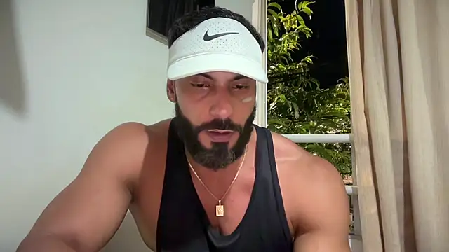 XXX chat uživo modela romeolovedark
