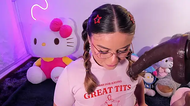 Chat +18 de CassieBigass_ ao vivo